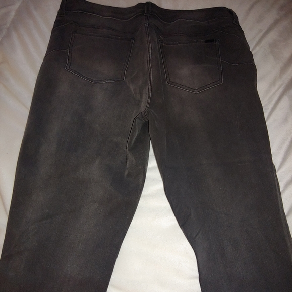 NWOT Plus Size Melissa McCarthy Seven7 Gray Welt Pocket Pencil Jeans - Size 20W - Picture 10 of 11